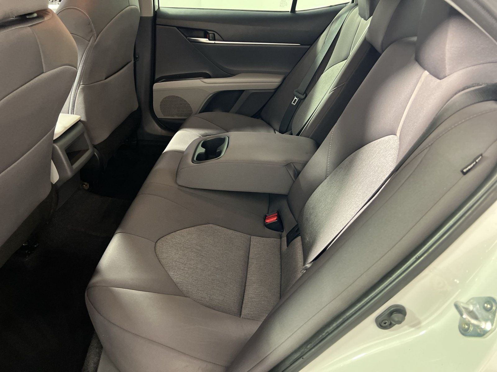 Used 2024 Toyota Camry LE w/ Convenience Package FWD image 23