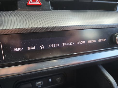 Certified 2024 Kia Sportage SX image 13