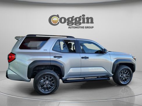 Used 2025 Toyota 4Runner SR5 image 4