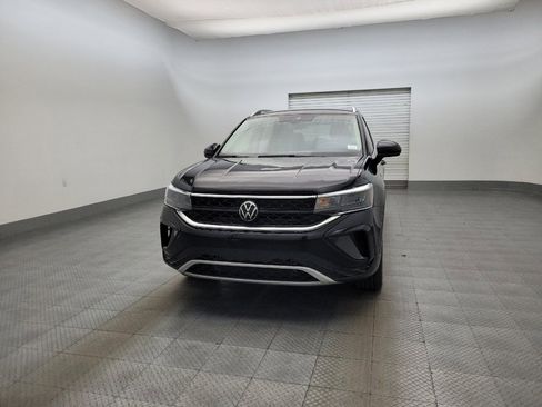 Used 2024 Volkswagen Taos SE FWD image 15