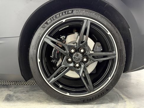 Used 2021 Chevrolet Corvette 3LT image 32