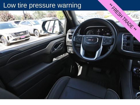 Used 2023 GMC Yukon SLT w/ SLT Luxury Package RWD image 9