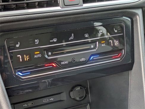 New 2025 Volkswagen Taos SEL image 15