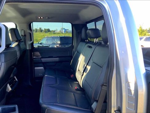 Used 2023 Ford F250 Lariat w/ Sport Appearance Package AWD/4WD image 11