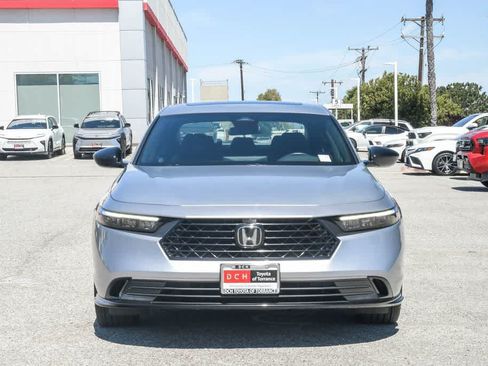 Used 2024 Honda Accord Sport image 2