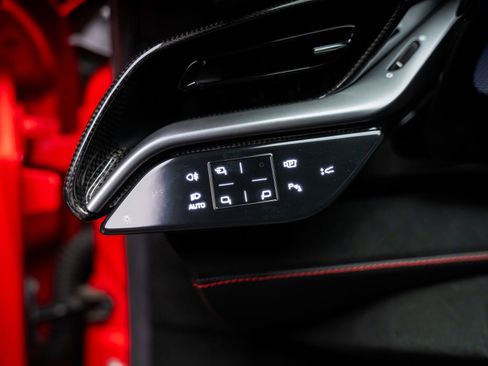 Used 2021 Ferrari SF90 Stradale AWD/4WD image 79