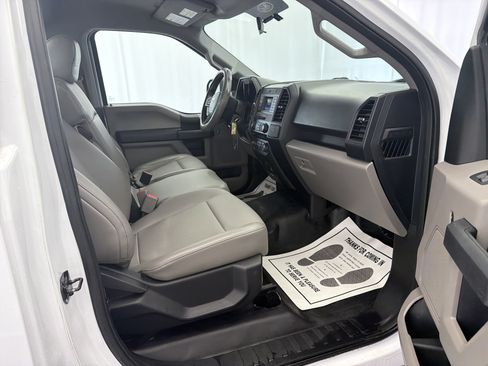 Used 2016 Ford F150 XL w/ Equipment Group 101A Mid RWD image 9