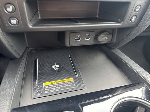 Certified 2024 Honda Passport Black Edition image 34