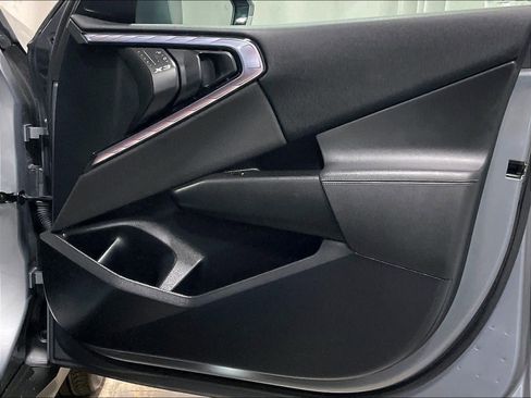 Used 2025 BMW X3 xDrive30i image 12