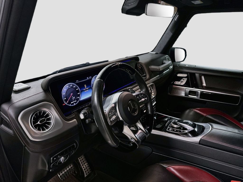 Certified 2021 Mercedes-Benz G 63 AMG 4MATIC w/ G Manufaktur Interior Package image 4