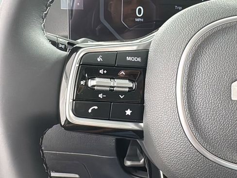 New 2025 Kia Sorento SX image 22