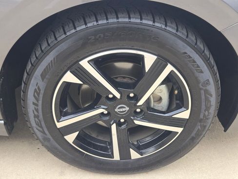 Certified 2024 Nissan Sentra SV FWD image 30