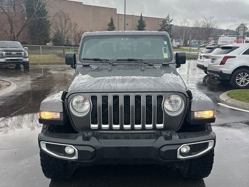 Used 2021 Jeep Gladiator Overland w/ Popular Equipment Package image 2