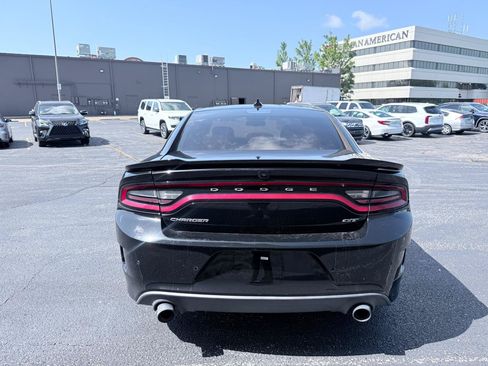 Used 2019 Dodge Charger GT RWD image 4