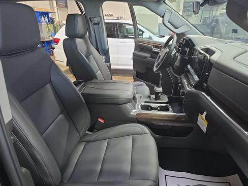 New 2026 Chevrolet Silverado 1500 LT Trail Boss w/ LT Trail Boss Premium Package AWD/4WD image 13