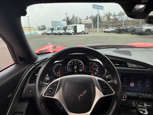 Used 2016 Chevrolet Corvette Stingray Convertible w/ Carbon Flash Badge Package image 12