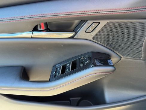 New 2026 MAZDA MAZDA3 Carbon image 30