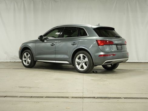 Used 2020 Audi Q5 2.0T Premium Plus w/ Premium Plus Package image 3