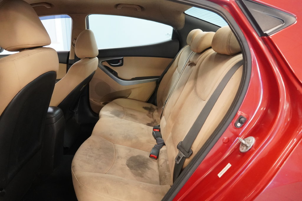 Used 2013 Hyundai Elantra GLS FWD image 25