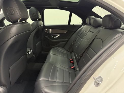 Used 2019 Mercedes-Benz C 300 Sedan image 14