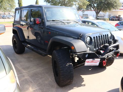 Used 2017 Jeep Wrangler Unlimited Sport w/ Quick Order Package 24S image 2