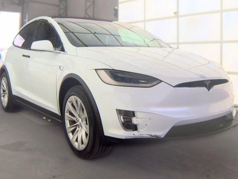 Used 2018 Tesla Model X P100D AWD/4WD image 9