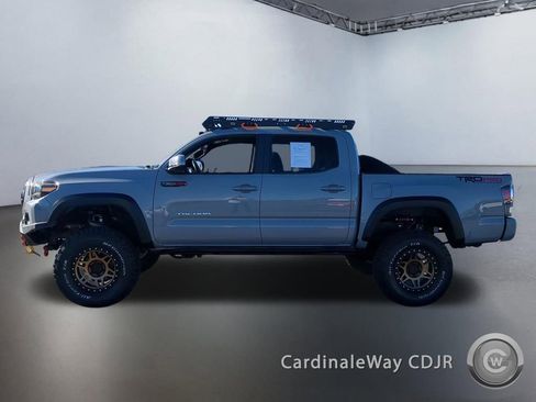 Used 2020 Toyota Tacoma TRD Off-Road w/ TRD Premium Off Road Package image 5