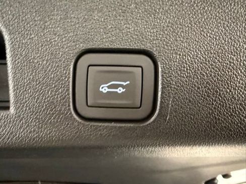 New 2026 GMC Acadia Elevation w/ Black Edition FWD image 9
