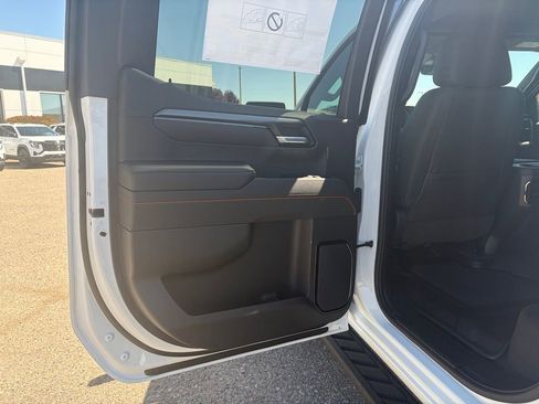New 2026 GMC Sierra 1500 AT4 w/ AT4 Premium Package AWD/4WD image 11