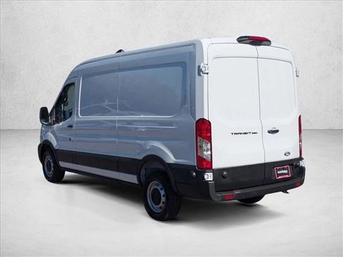 New 2026 Ford Transit 250 148 Medium Roof w/ Load Area Protection Package RWD image 9
