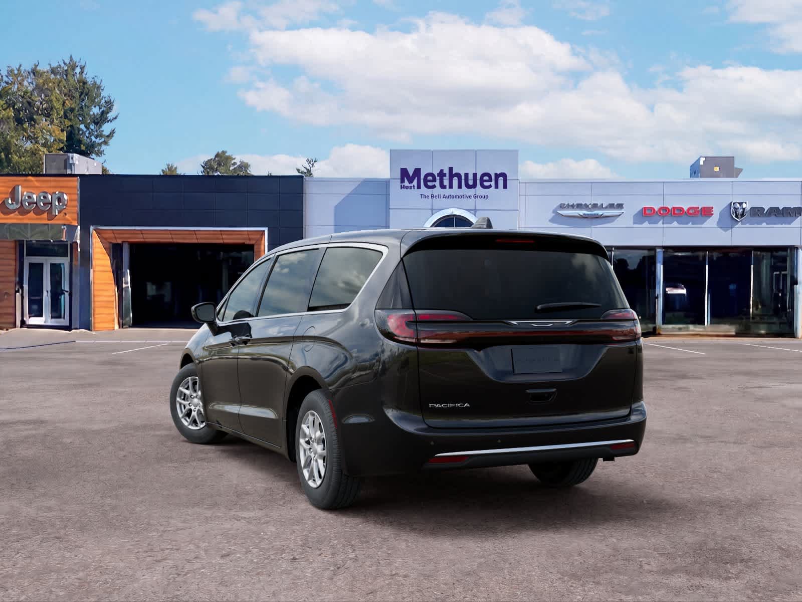 New 2027 Chrysler Pacifica Select FWD image 3