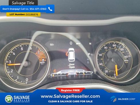 Used 2018 Jeep Cherokee Trailhawk w/ Quick Order Package 27L AWD/4WD image 12