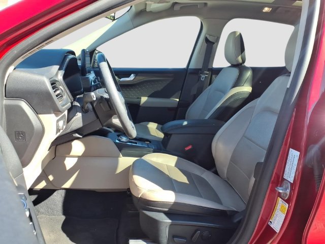 Used 2020 Ford Escape Titanium AWD/4WD image 19