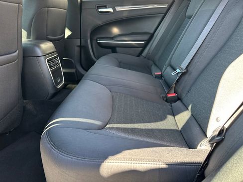 Used 2020 Chrysler 300 Touring w/ Sport Appearance Package image 21