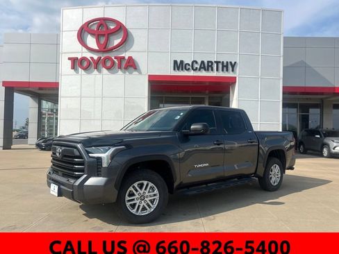 Certified 2025 Toyota Tundra SR5 AWD/4WD image 1