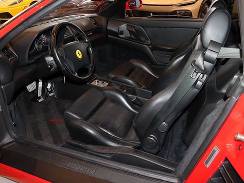 Used 1998 Ferrari F355 Berlinetta image 4
