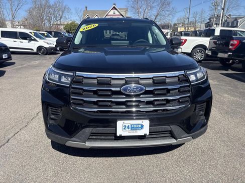 Used 2026 Ford Explorer Active AWD/4WD image 12