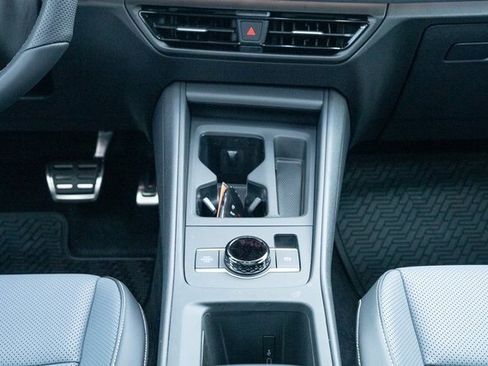 New 2026 Volkswagen Tiguan SE R-Line image 33