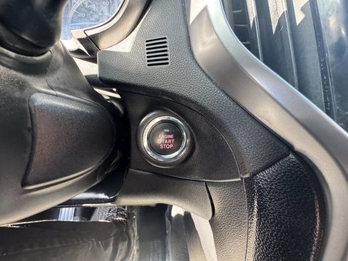 Used 2021 Subaru Ascent Touring image 40