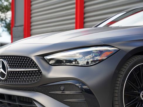 Used 2024 Mercedes-Benz CLE 300 4MATIC Cabriolet image 5