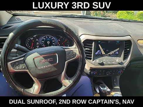 Used 2019 GMC Acadia Denali w/ Technology Package FWD image 13