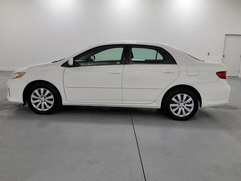 Used 2013 Toyota Corolla LE image 6