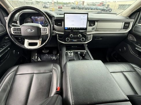 Used 2024 Ford Expedition XLT RWD image 21