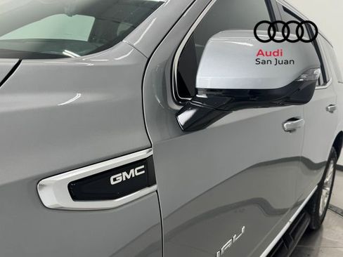Used 2024 GMC Yukon Denali w/ Advanced Technology Package AWD/4WD image 6
