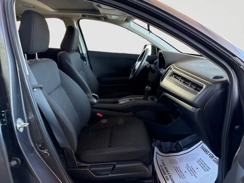 Used 2017 Honda HR-V EX image 20
