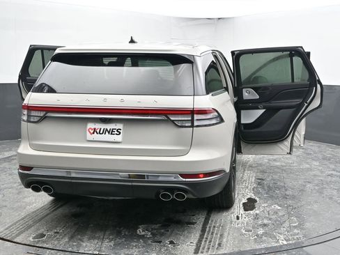 Used 2024 Lincoln Aviator Reserve w/ Equipment Group 201A image 58