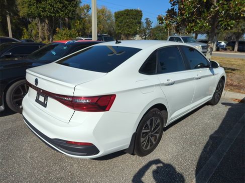 Used 2025 Volkswagen Jetta S image 2