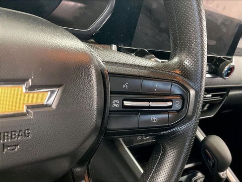 Used 2024 Chevrolet Colorado W/T AWD/4WD image 23