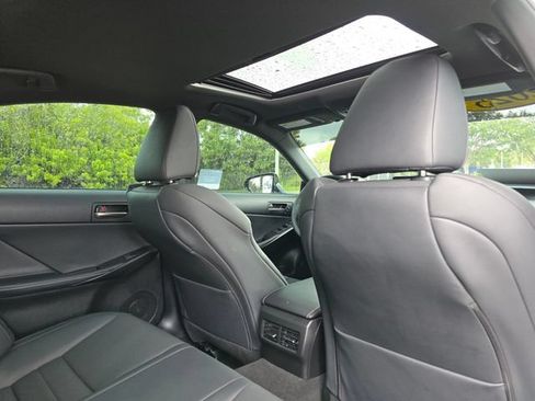 Used 2025 Lexus IS 350 F Sport RWD image 12
