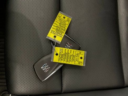 Used 2025 Buick Enclave Avenir w/ Super Cruise Package image 47